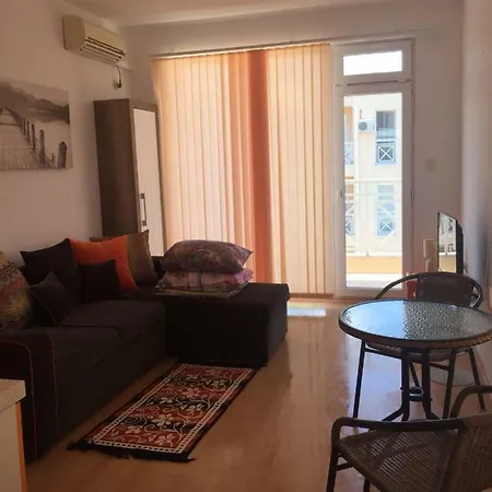 Sunny Day 6 Appartement *